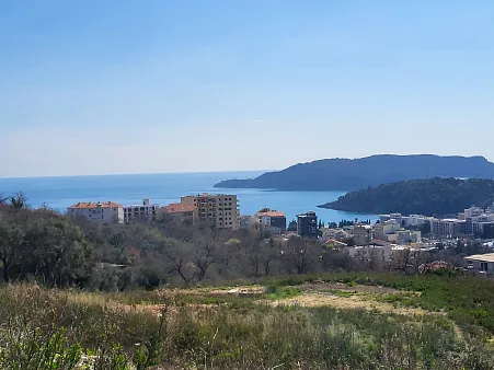 Haus von 80 Quadratmetern mit einem Grundstück von 905 m2 und wunderschönem Panoramablick auf die umliegenden Hügel und das Meer